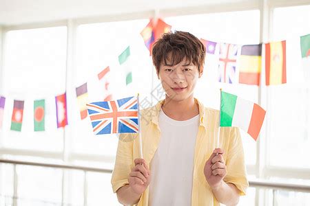 英国小留学生包机回国 2021年9月还能去英国留学吗_华夏智能网