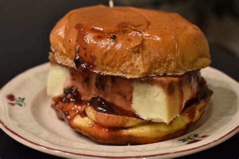 [I Ate] Cheesecake Sandwich (New York Cheesecake on a Brioche bun, with ...