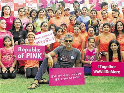 12 Runs Throughout The Year That Your Fibit Can Help You Stay Motivated For