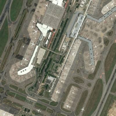 Airbus Aircraft Detection - Dataset Ninja