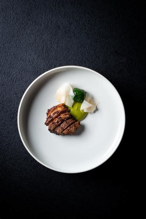 August Jakarta, Restoran dengan Antrian Reservasi - Menginfokan Untukmu