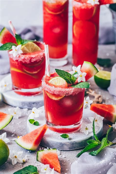 Watermelon Margarita (Frozen Slush Cocktail) - Bianca Zapatka | Recipes