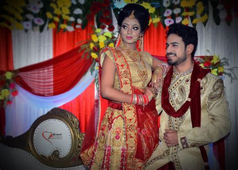 Moment Clickers - Photographers in Kolkata
