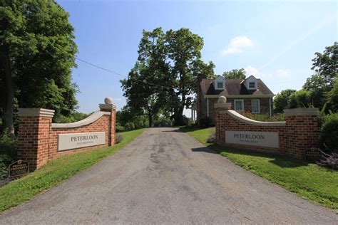 Indian Hill - David and Nicole Isgrig