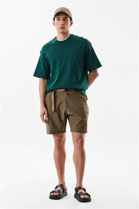 Buy Men's Regular Fit Stretch Cargo Shorts Online | Snitch – SNITCH