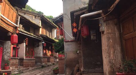 WORLD DINOSAUR VALLEY HOT SPRING HOTEL (Lufeng County) - Resort Reviews ...