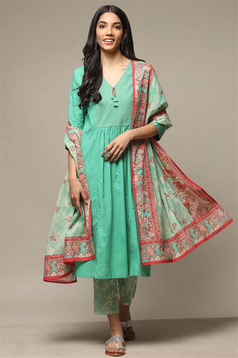 Green Cotton Kalidar Kurta Pant Suit Set; Combines Kurta, Regular Pants ...