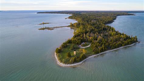 Peninsula Point Lighthouse & Picnic Area | Visit Escanaba