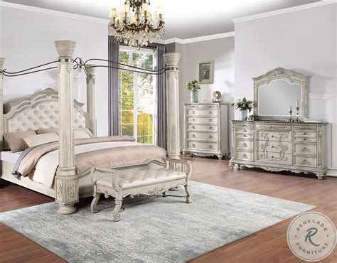 Antique White Canopy Bed at Diana Longoria blog