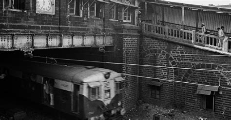 Frozen in time: A photo tour of Bombay's public clocks | Project 88