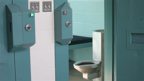 Alvin S. Glenn Center tour: Inside the Richland County jail | wltx.com