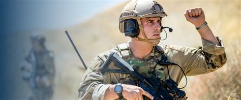 USAA Summit Fellowship: Accelerate Your Transition to Leadership