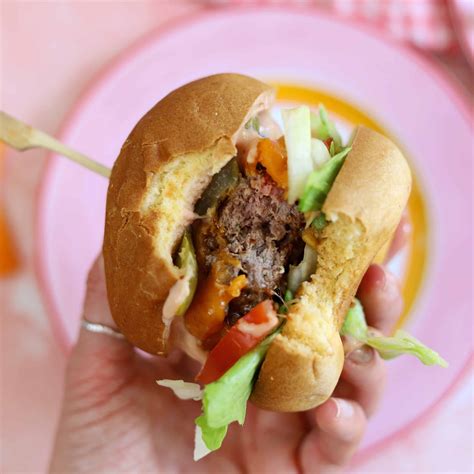 Gluten Free Burgers Recipe - Juicy Beef Burgers for the BBQ!