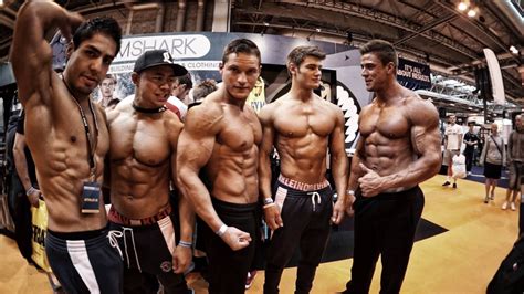 gymshark crew neck
