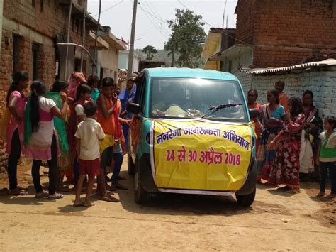 Jharkhand: 12,000 workers sign petition demanding hike in NREGA wages ...