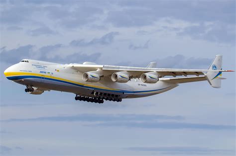 Has the An-225 Mriya, the largest aircraft in the world, been destroyed ...