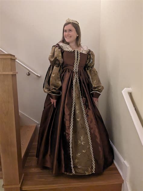 Elizabethan Era Fashion For Women