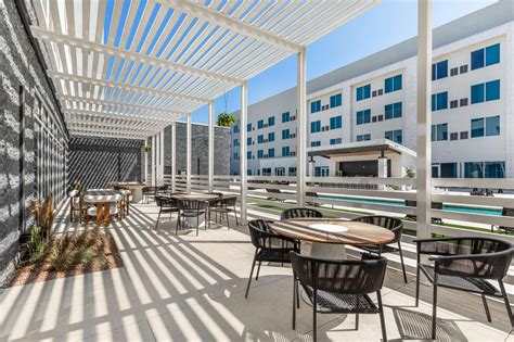 CAMBRIA HOTEL WACO UNIVERSITY RIVERFRONT ::: WACO, TX ::: COMPARE HOTEL ...