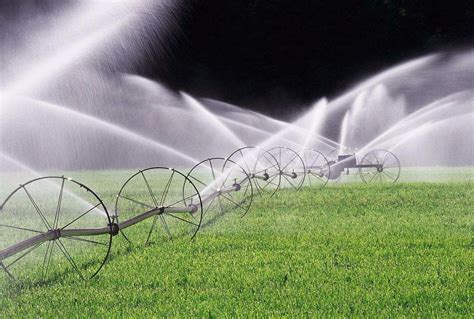 泰州喷灌|清润节水(在线咨询)|喷灌支架_节水设备_第一枪