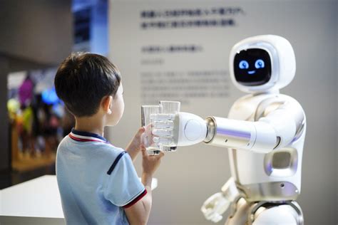 智能机器人的全面普及距离我们还有多远？|要素|智能机器人|传感器_新浪新闻