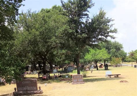 Austin Memorial Park Cemetery in Austin, Texas - Find a Grave Cemetery