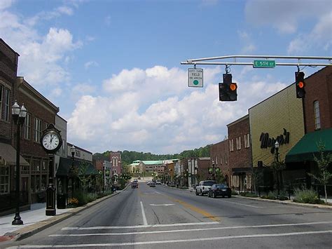 11 Cutest Small Towns In Kentucky