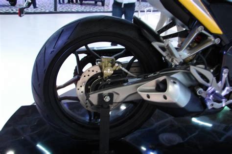 Bajaj Pulsar SS400 | Bajaj Pulsar SS400 price | Pulsar SS400 reviews ...