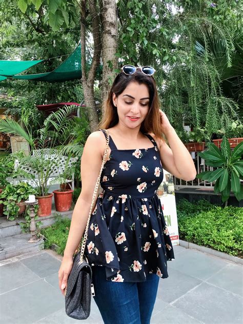 TOPS & MAXI DRESSES – Page 3