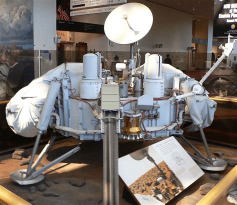The Story of the Mars Pathfinder Rover: a New Look at the Red Planet ...
