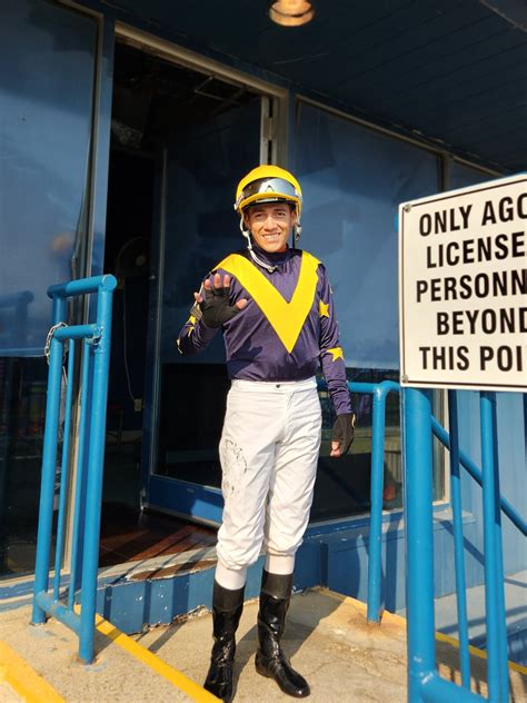 Luis Contreras - Jockeys Canada