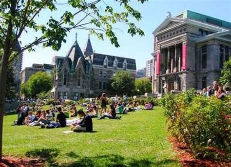 2018- 2019加拿大留学名校申请趋势