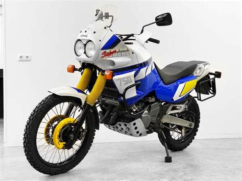 Parabrezza Moto Per Yamaha XTZ 750 Super Ténéré (1989-1996) - In Plastica ABS, Colori Nero, Fumé O Trasparente