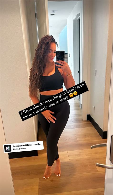 The best Evelyn Lozada feet pictures 🤩