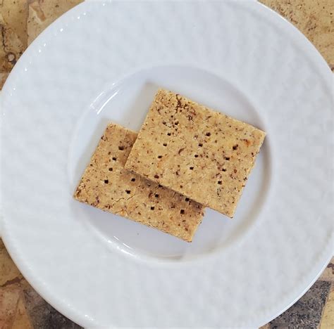 Delicious Gluten Free Cracker Recipe for Any Occasion