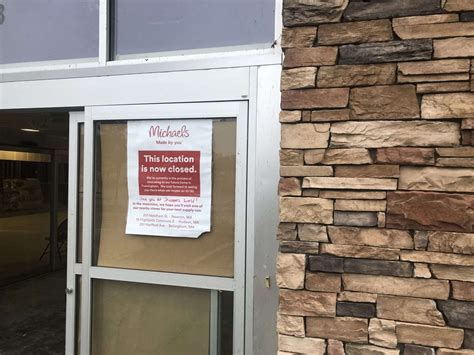 Natick swapping crafts for clubs: PGA Golf Superstore replacing Michaels - Natick Report