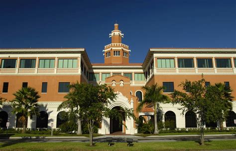 Photos - Office of the President - Stetson University
