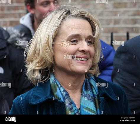 Showbiz movie ireland hi-res stock photography and images - Alamy