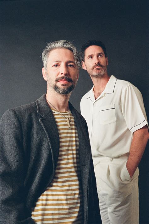 Paco Versailles • Red Light Management