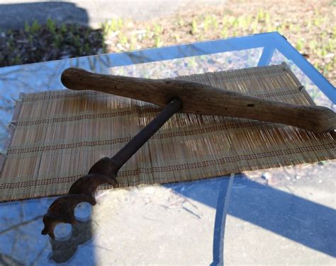 Late 1800s Early 1900s ICE AUGER Tool Barn Find Rusty Wooden Handle ...