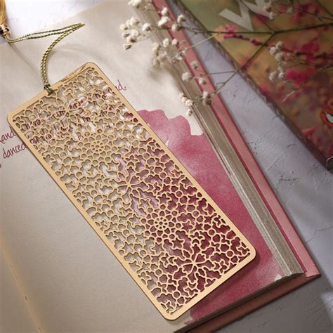 Amer Mesh Bookmark: Intricate Design | Anand Prakash