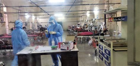 Ground Report: Inside a Mumbai Hospital Caring for Critical COVID-19 ...
