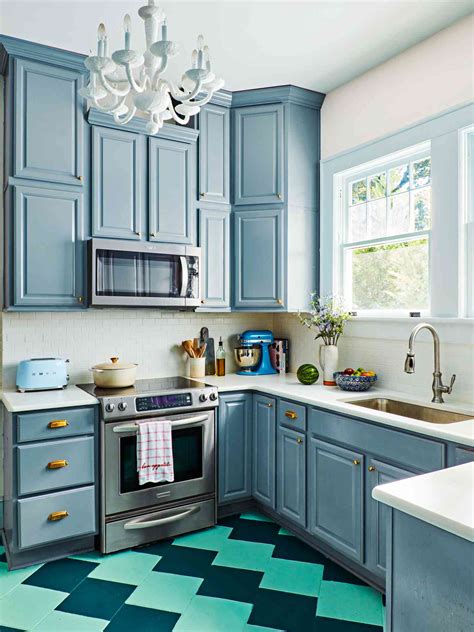 40 Kitchen Cabinet Hardware Ideas