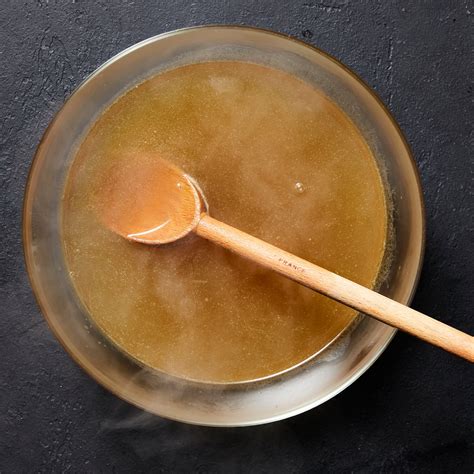 Easy Chicken Stock : 30 Easy Broth Based Soups You’ll Love – MBQH