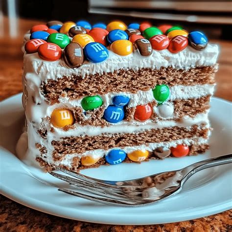 Irresistible M&M Ice Cream Sandwich Cake: The Perfect Summer Treat