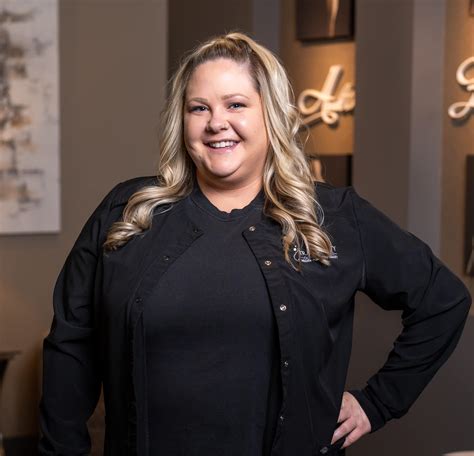 Top Family Dentist | Lacey WA 98516 | Veneers, Extractions, Crowns