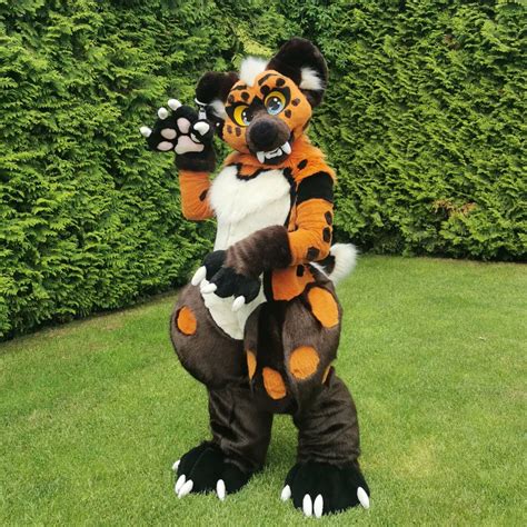 What Are Digitigrade Fursuits? - Fursonafy