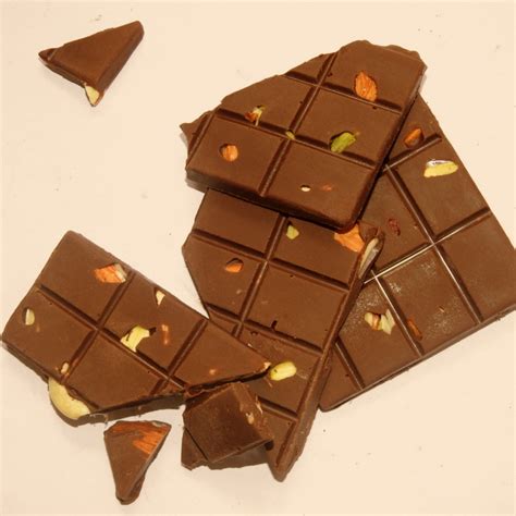 Homemade Dry-Fruit Chocolate Bars in Bhopal | Sweets by Choco-n-Nuts