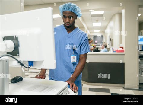 Nurse at Computer 的图像结果