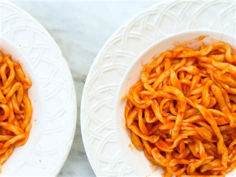 Pici Pasta Recipe – How To Make Tuscany’s Hand Rolled Spaghetti ...