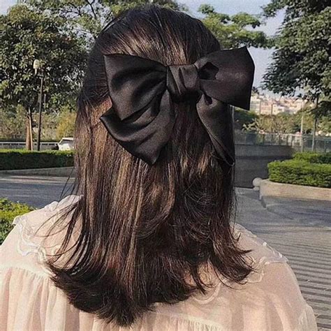 Hair bows: Elevate your style with these trendy pieces | Lifestyle Asia ...